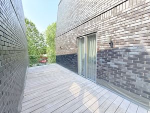 Photo 13- click for photo gallery